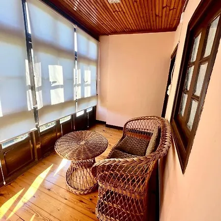 La Casona De Cabrales بيت للعطل *