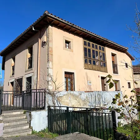 La Casona De Cabrales بيت للعطل Ortiguero